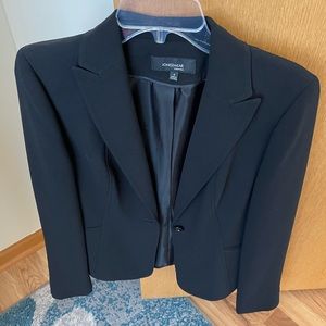 Jones Wear Size 4 Black Blazer